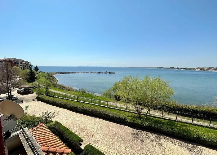 Sea View - Aheloy Apartamento *